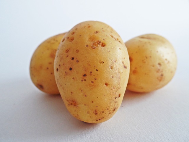 potatoes-448613_640